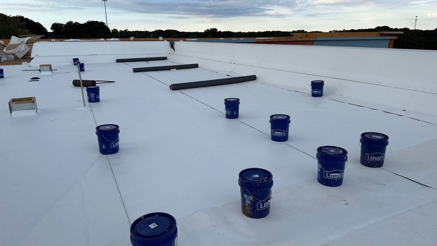 Commercial roof execution